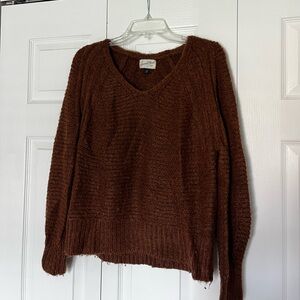 universal thread sweater
